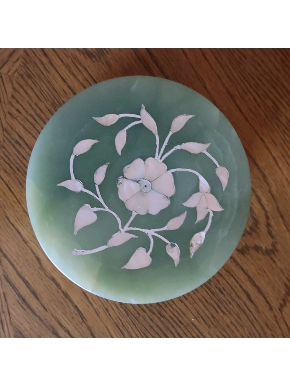 Vintage Green Onyx Alabaster Trinket Box Mother of Pearl Inlay Floral Round Jar